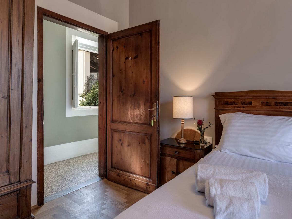 Tenuta Di Capezzana Bed & Breakfast Seano Exterior foto