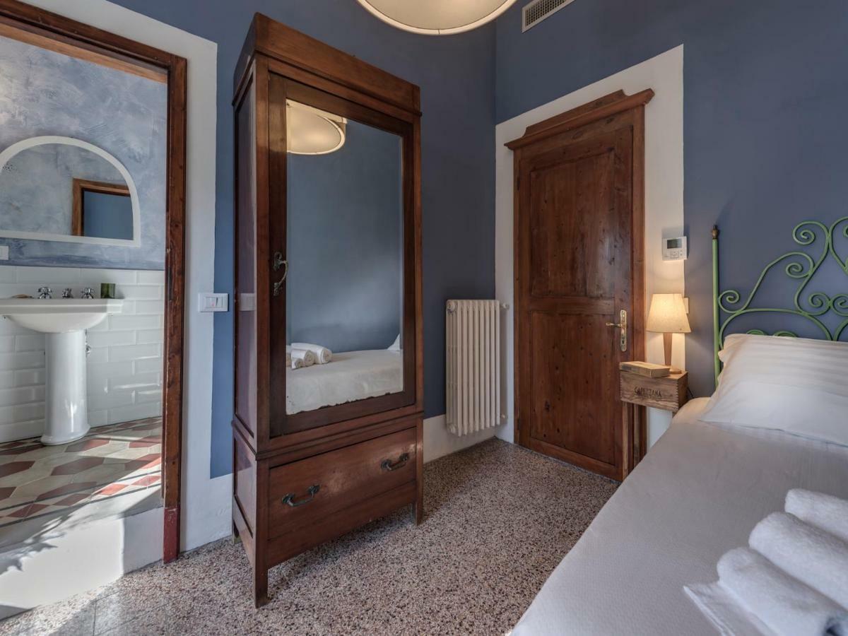 Tenuta Di Capezzana Bed & Breakfast Seano Exterior foto